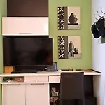Modern And Cozy In Darsena Area 米兰
