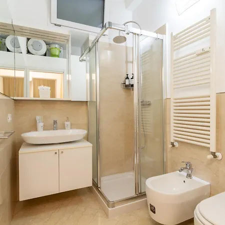 Daire Modern And Cozy In Darsena Area